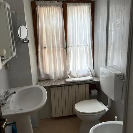 Nonaj Отель
